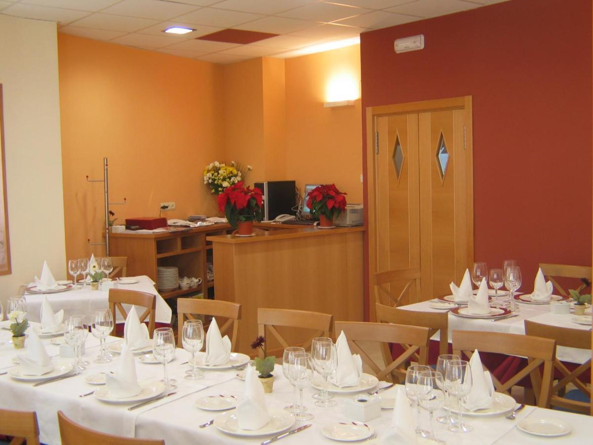 Hostal Ciudad De Caparra Carcaboso Eksteriør billede
