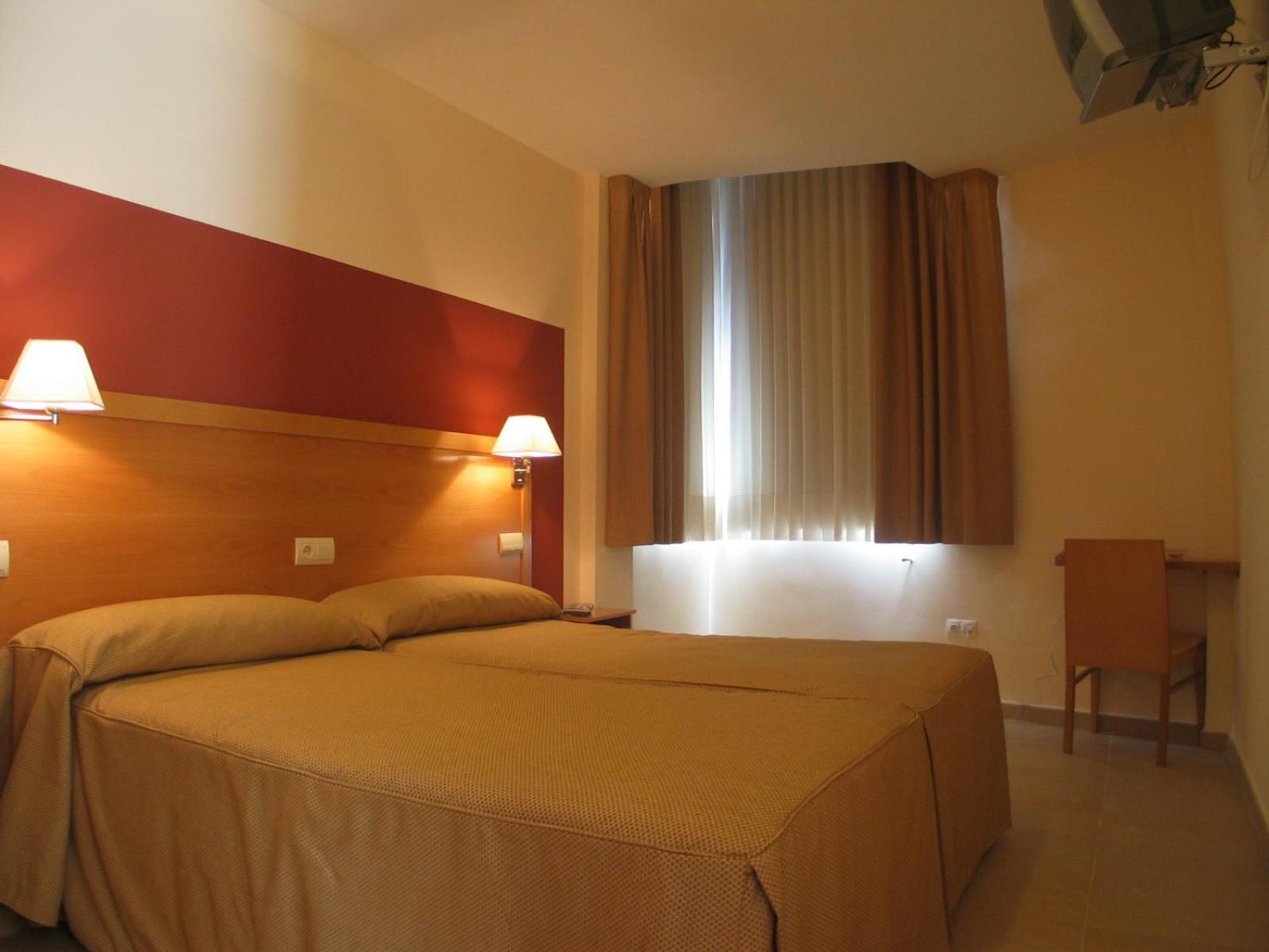 Hostal Ciudad De Caparra Carcaboso Værelse billede