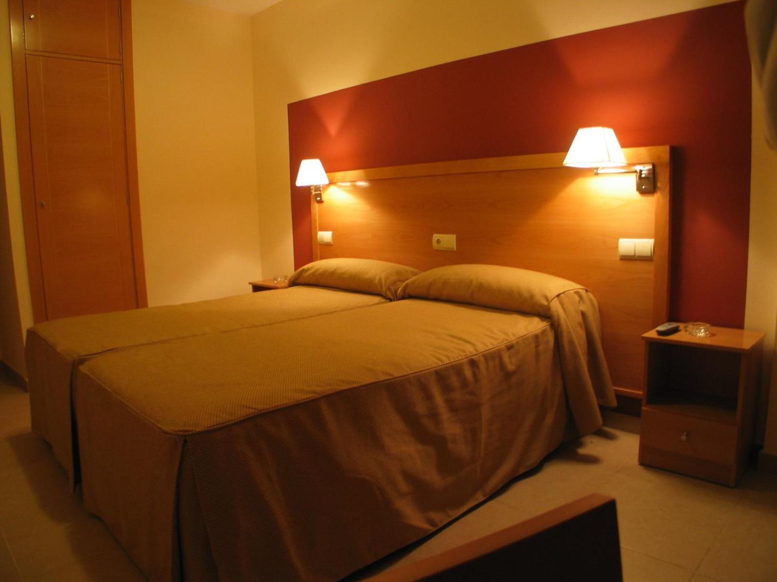 Hostal Ciudad De Caparra Carcaboso Værelse billede