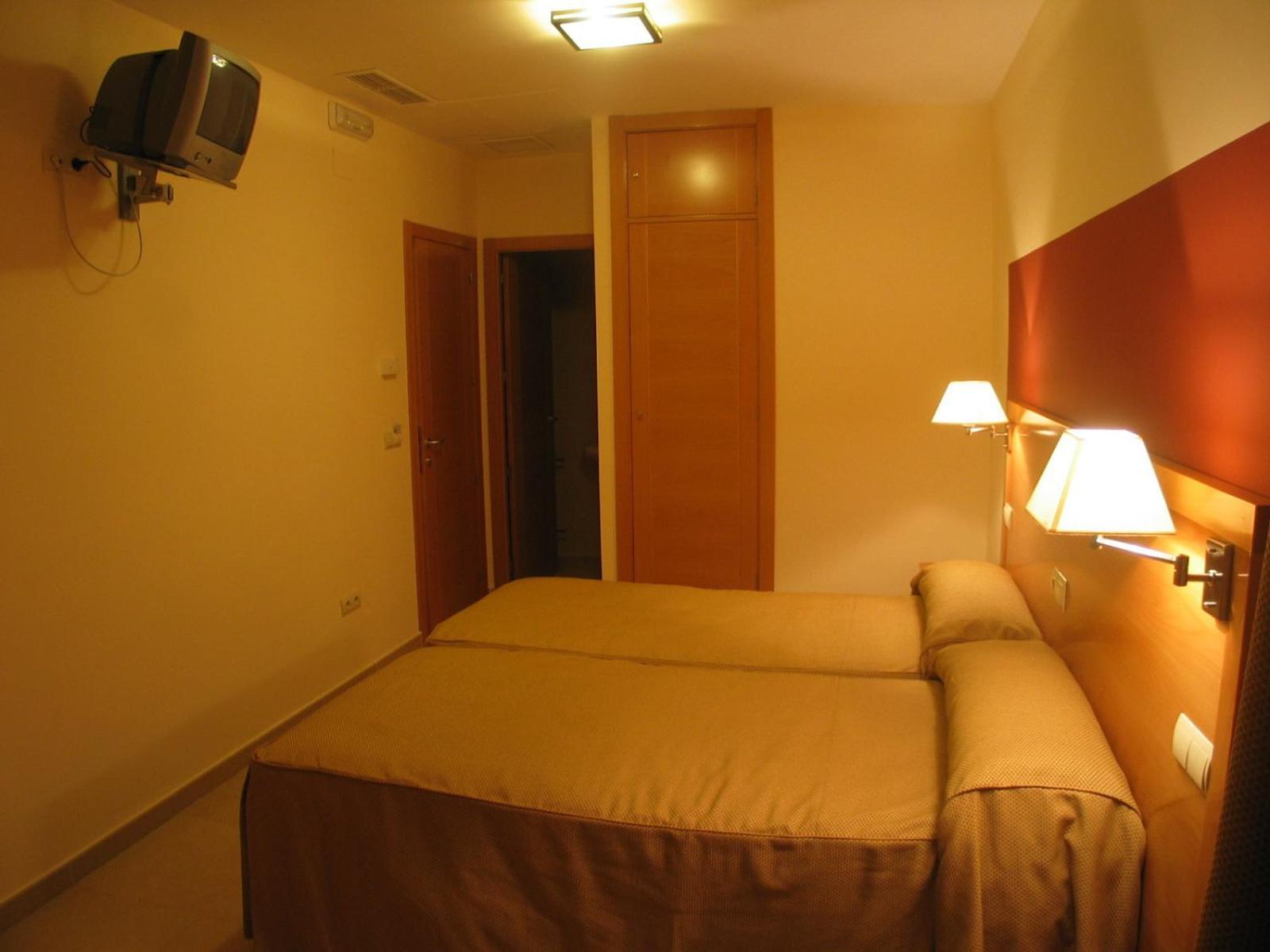 Hostal Ciudad De Caparra Carcaboso Værelse billede