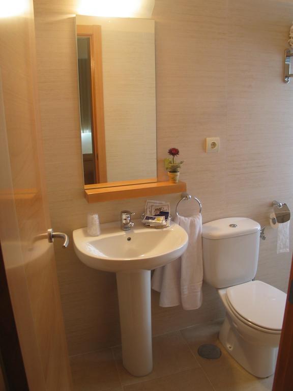 Hostal Ciudad De Caparra Carcaboso Værelse billede